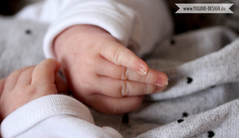 Baby Fingernail Hand | www.youdid-design.de