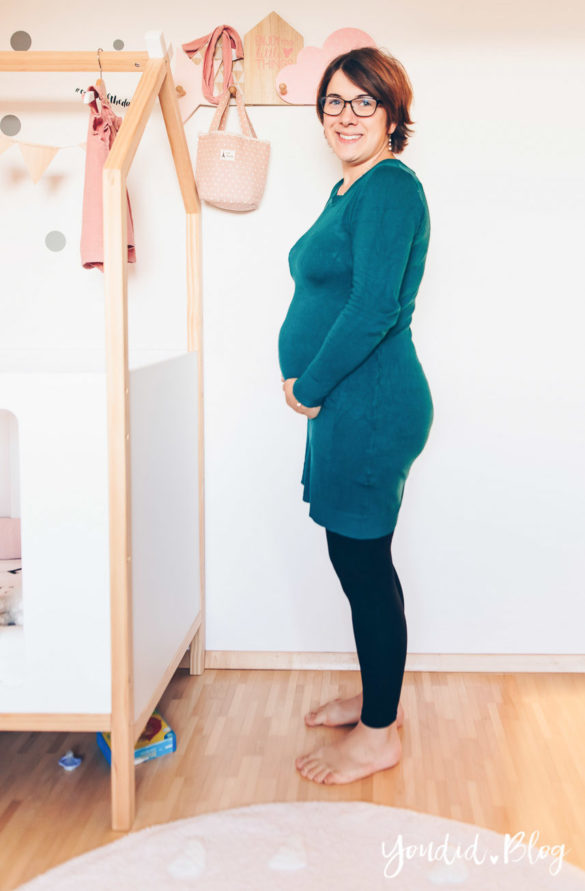 15. Schwangerschaftswoche - Schwangerschaftsupdate Babybauch Baby Bump Bauchfotos schwanger Baby Maternity Photo | https://youdid.blog