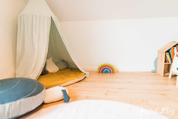 Zwischen Windeln Corona und Einhorn Kneten - Bleib Lässig Zuhause Skandinavisches Kinderzimmer Regenbogen malen Baldachin Betthimmel IKEA Hack | https://youdid.blog