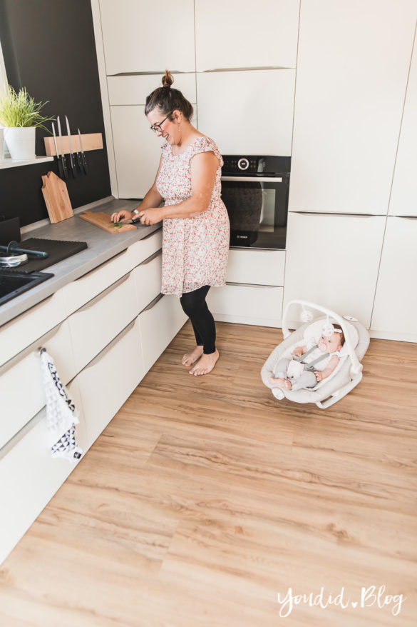 Fliesen Vinyl oder Holzfussboden in der Küche - Unsere Erfahrungen mit dem Purline Bioboden von Wineo Vinyl selbst verlegen Kochen | https://youdid.blog